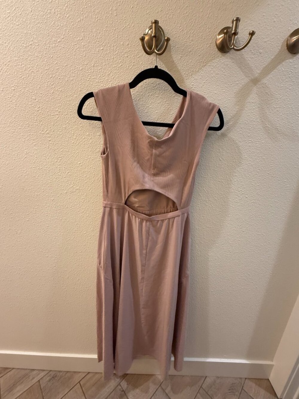 Athleta Ryder Cutout Midi Dress in Smoked Mauve Pink – Size Small - Picture 3 of 5